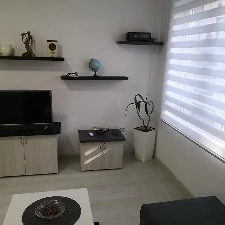 Center Lux بلغراد