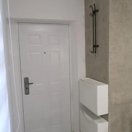 Center Lux Апартаменты *